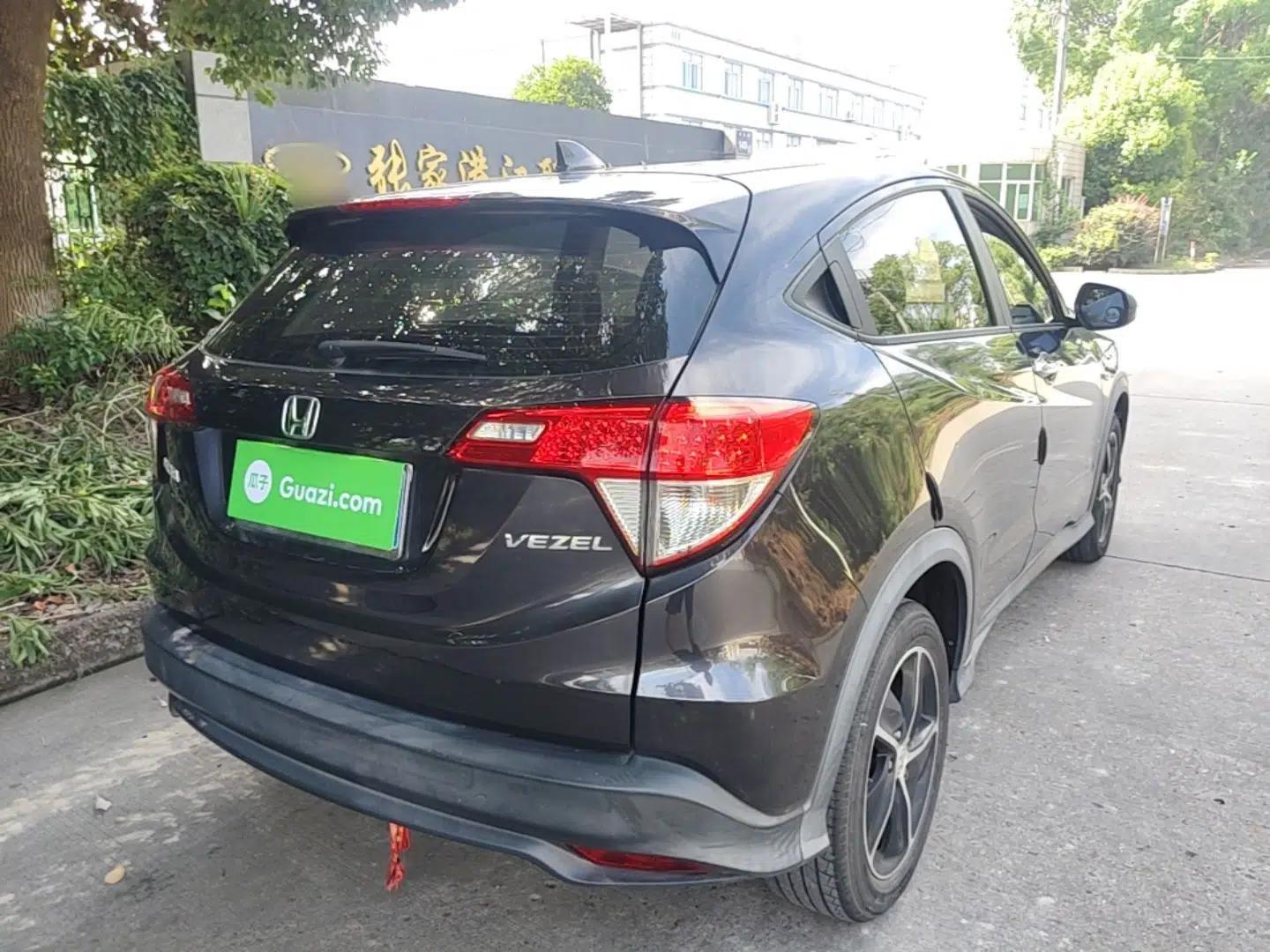Honda Vezel 2020 1.5L CVT Pioneer Edition — миниатюра 6