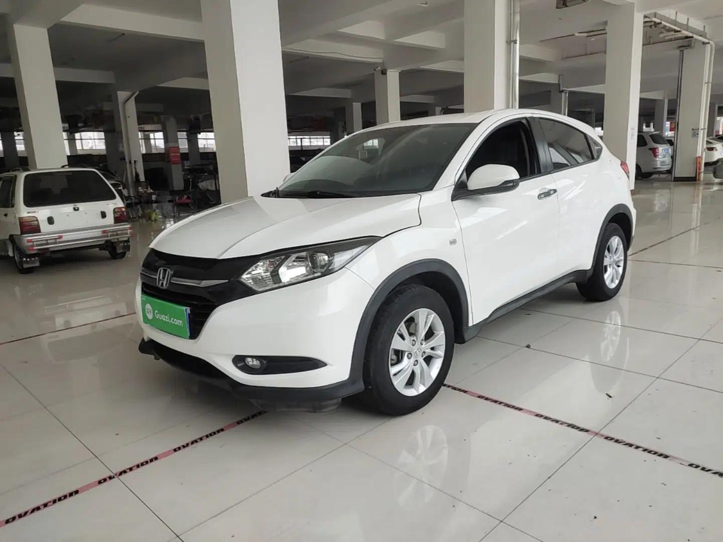 Honda Vezel 2017 1.5L CVT 2WD Comfort Model — миниатюра 1