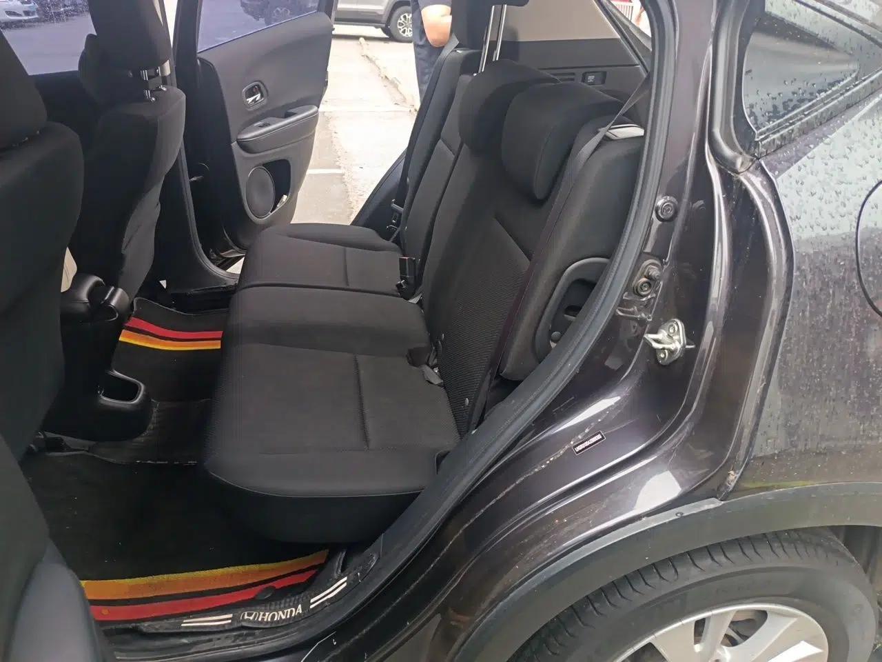 Honda Vezel 2018 1.5L CVT 2WD Technology Elite Model — миниатюра 17