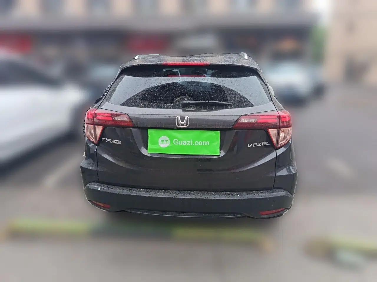 Honda Vezel 2018 1.5L CVT 2WD Technology Elite Model — миниатюра 5