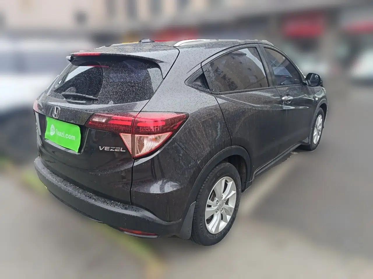 Honda Vezel 2018 1.5L CVT 2WD Technology Elite Model — миниатюра 6