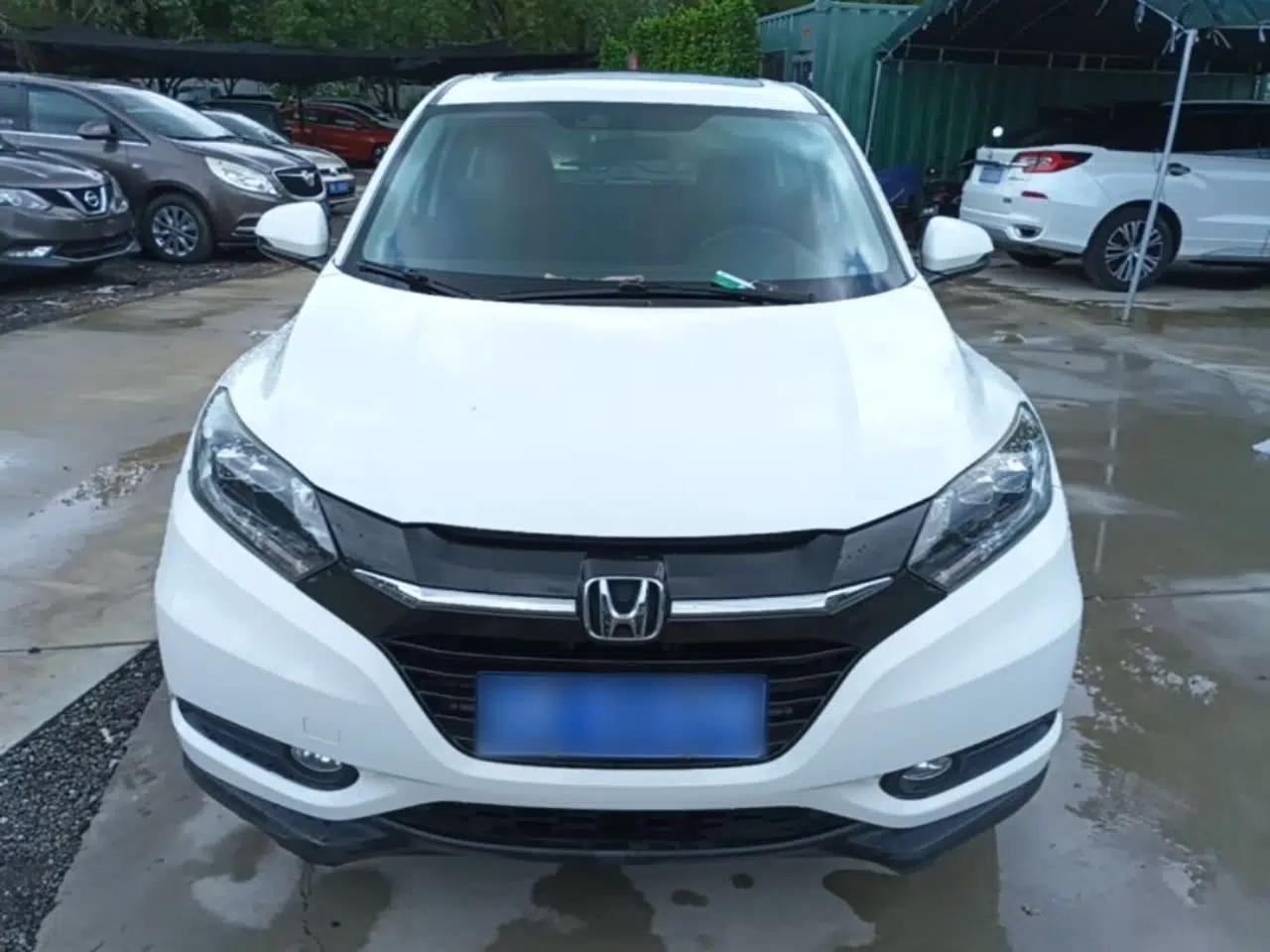 Honda Vezel 2017 1.8L CVT Front-Wheel Drive Pioneer Edition — миниатюра 2