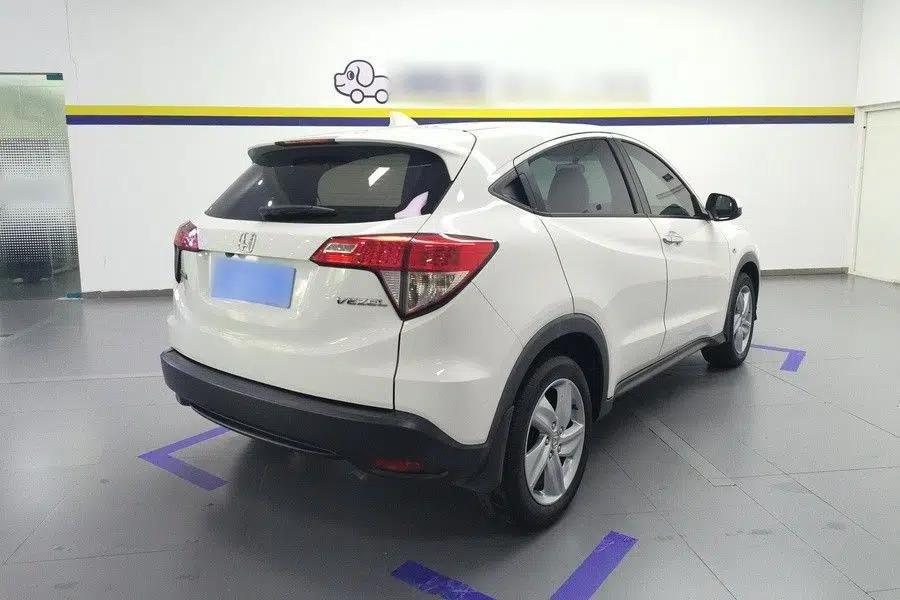 Honda Vezel 2020 1.5L CVT Elite Edition — миниатюра 3