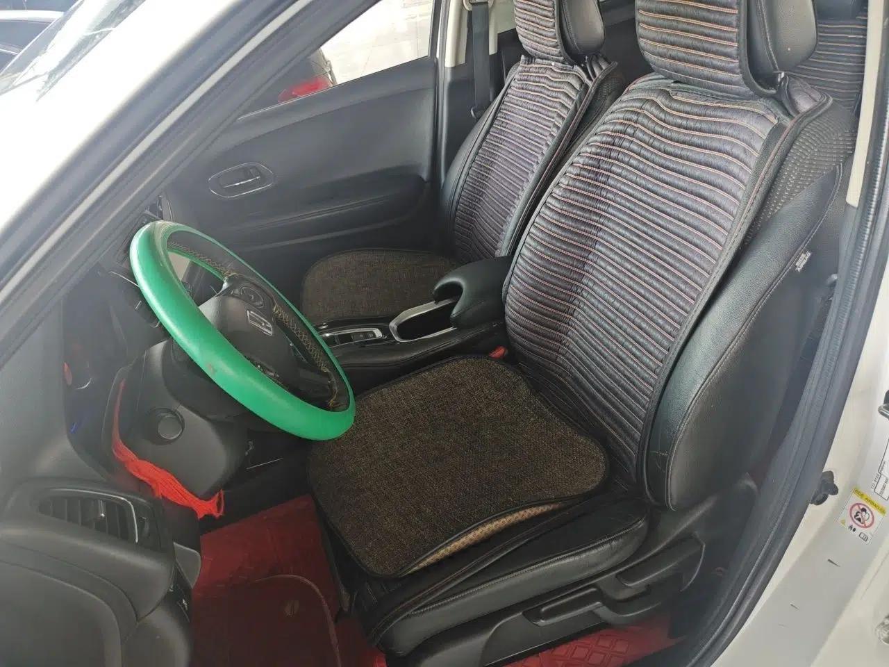 Honda Vezel 2015 1.8L CVT 2WD Luxury Model — миниатюра 15