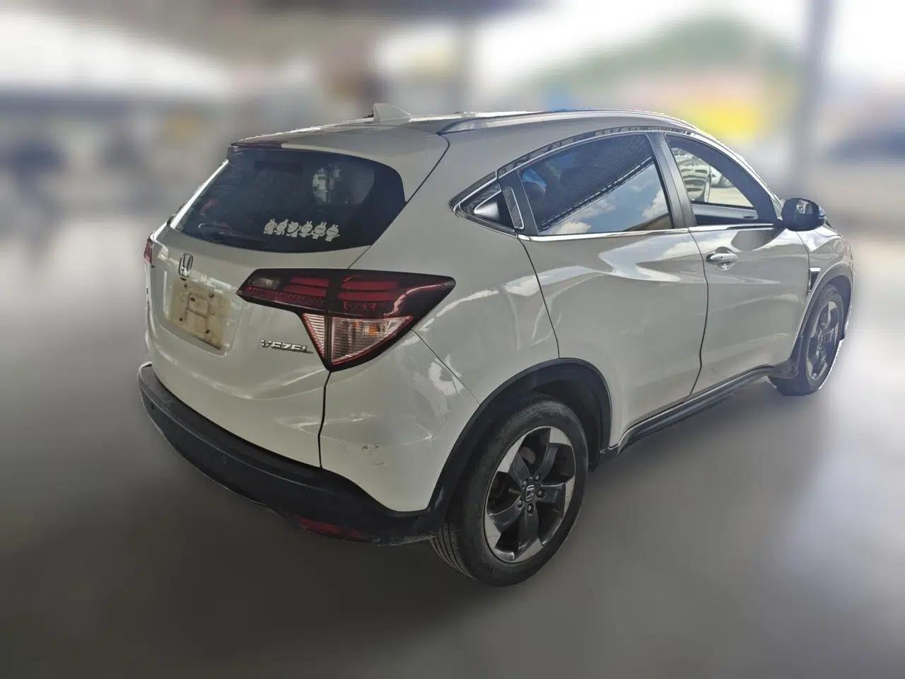 Honda Vezel 2015 1.8L CVT 2WD Luxury Model — миниатюра 6