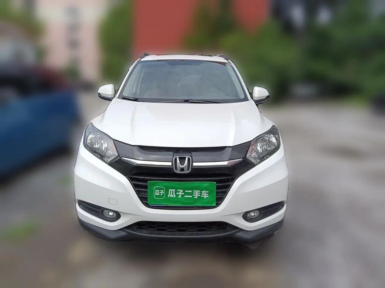 Honda Vezel 2017 1.5L CVT 2WD Comfort Model — миниатюра 2
