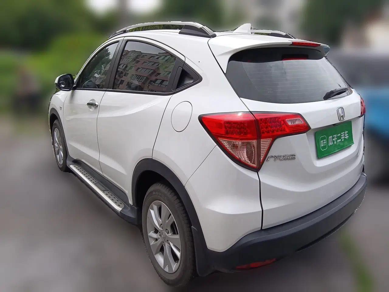 Honda Vezel 2017 1.5L CVT 2WD Comfort Model — миниатюра 4