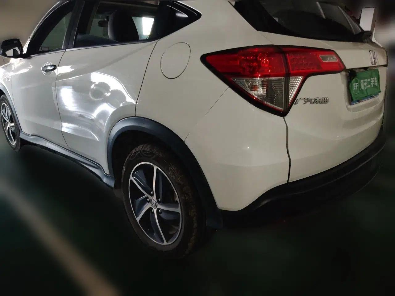 Honda Vezel 2020 1.5L CVT Pioneer Edition — миниатюра 4