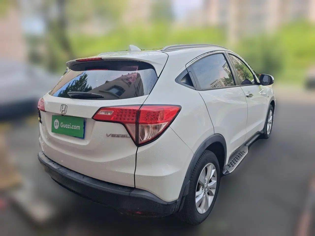 Honda Vezel 2015 1.5L CVT two-wheel drive Comfort trim — миниатюра 6