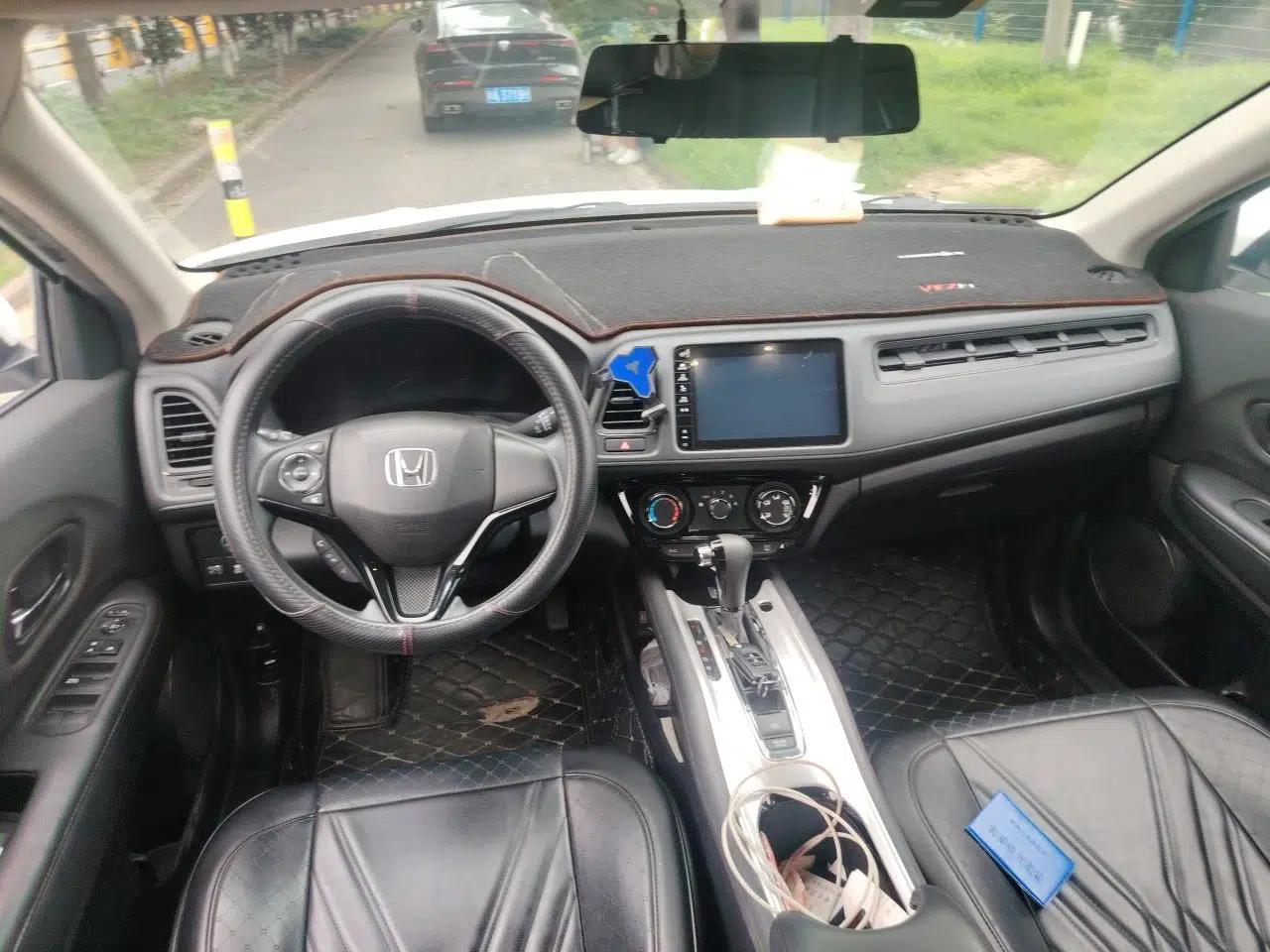 Honda Vezel 2020 1.5L CVT Pioneer Edition — миниатюра 9