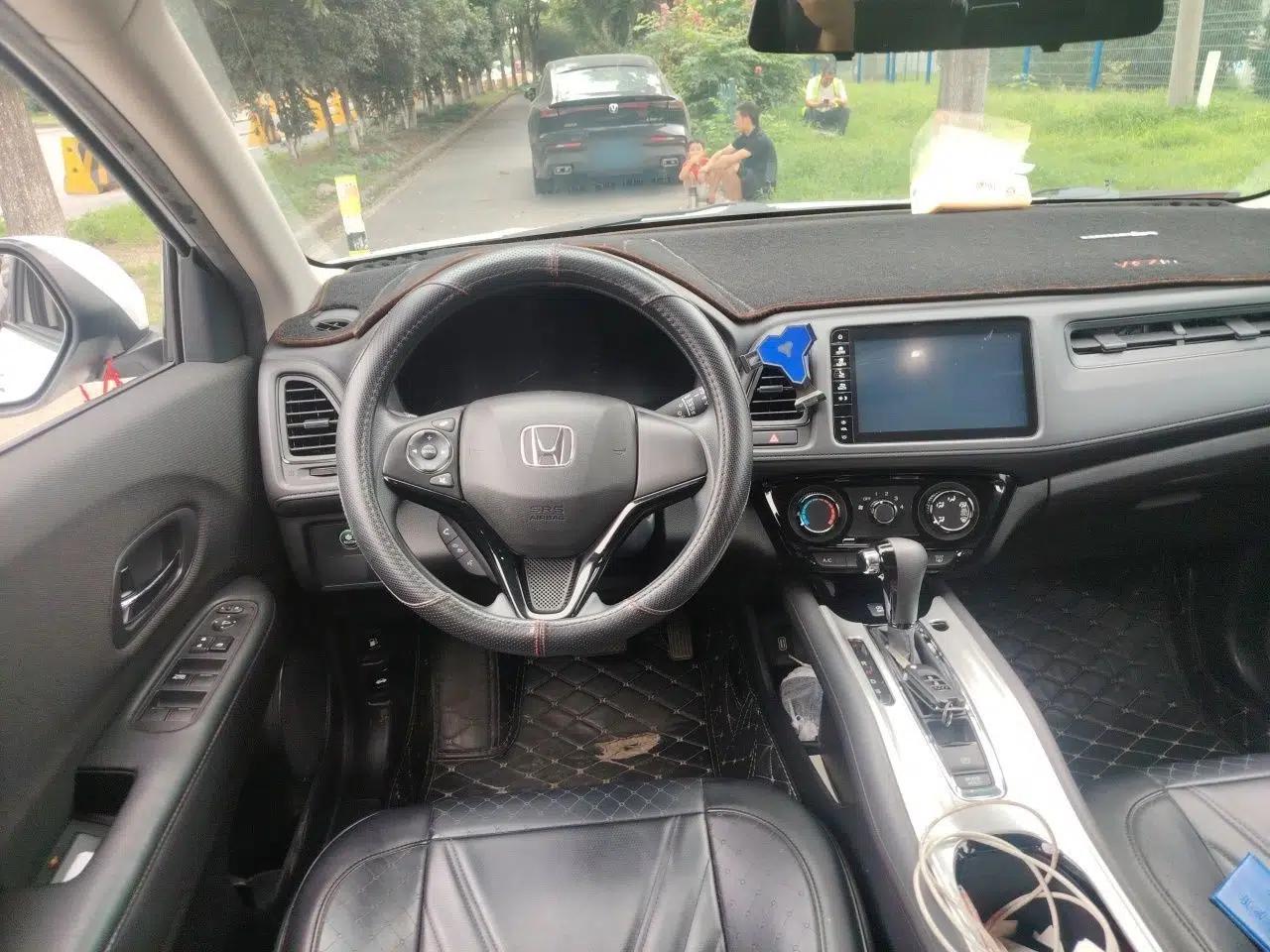 Honda Vezel 2020 1.5L CVT Pioneer Edition — миниатюра 10
