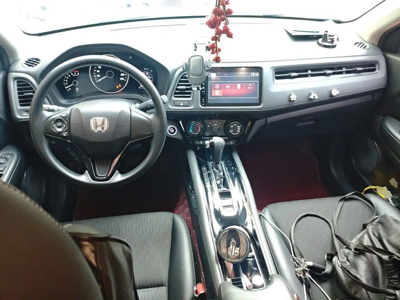 Honda Vezel 2020 1.5L CVT Pioneer Edition — миниатюра 9