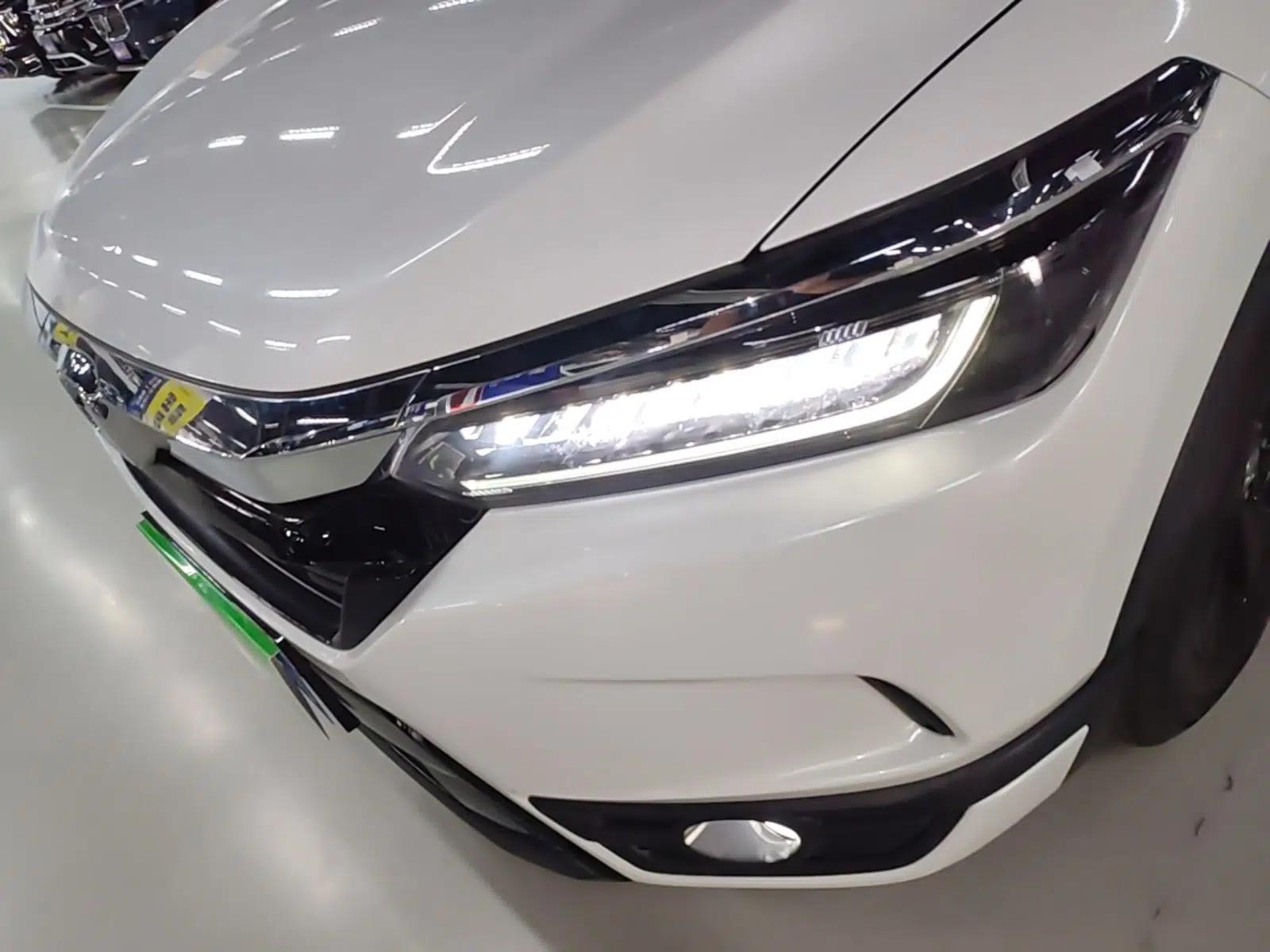 Honda Breeze 2021 240TURBO CVT Front-Wheel Drive Elite Edition — миниатюра 8
