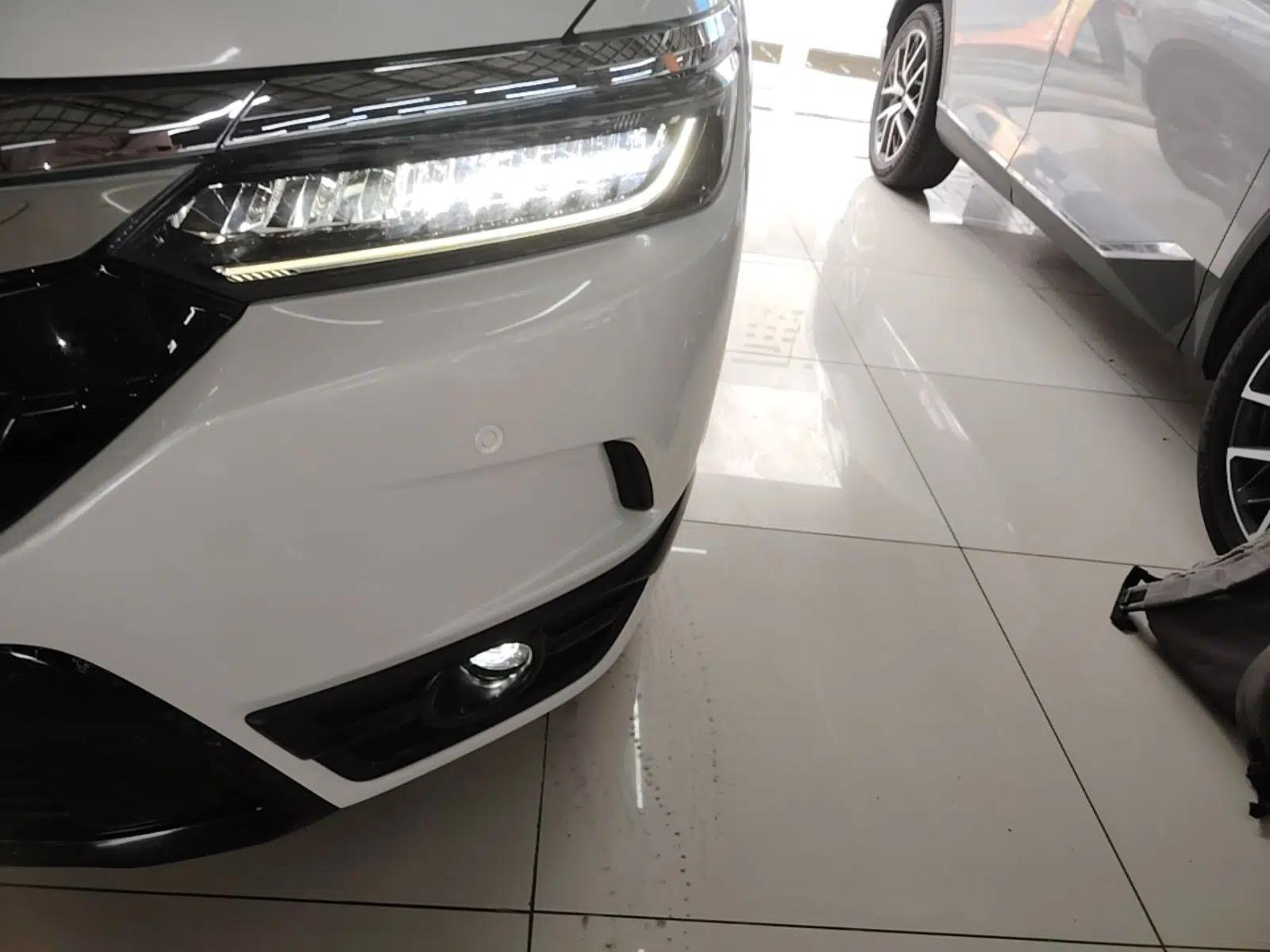 Honda Breeze 2021 240TURBO CVT Front-Wheel Drive Elite Edition — миниатюра 8