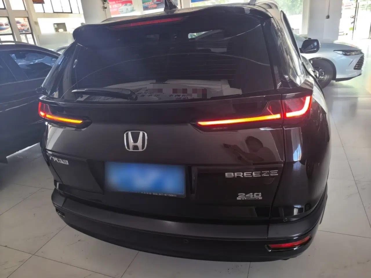 Honda Breeze 2021 240TURBO CVT Front-Wheel Drive Elite Edition — миниатюра 5