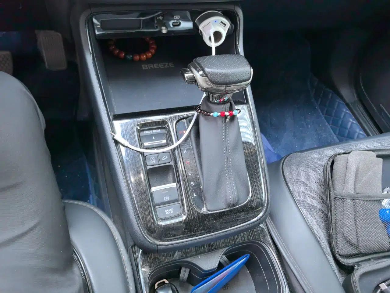 Honda Breeze 2023 240TURBO Two-Wheel-Drive Luxury Edition 5 Seats — миниатюра 14