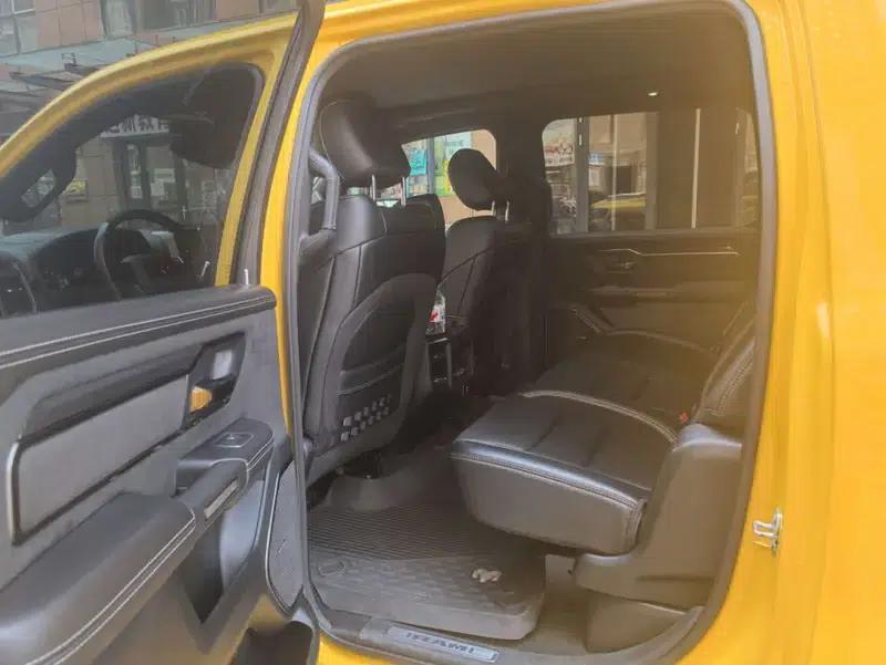 RAM Trucks 2022 6.2T Automatic 4WD 5-Seater Parallel Import — миниатюра 9