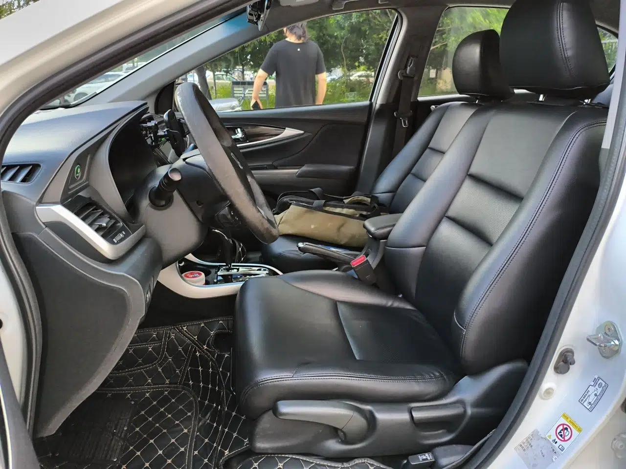 Honda Crider 2013 1.8L automatic luxury edition — миниатюра 15