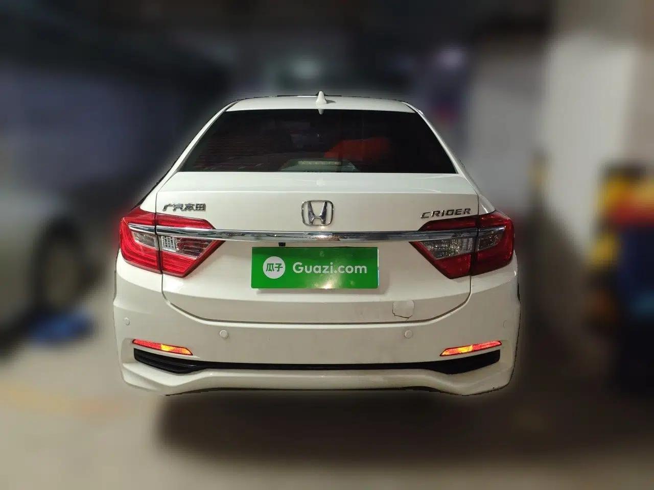 Honda Crider 2015 1.8L automatic luxury edition — миниатюра 5
