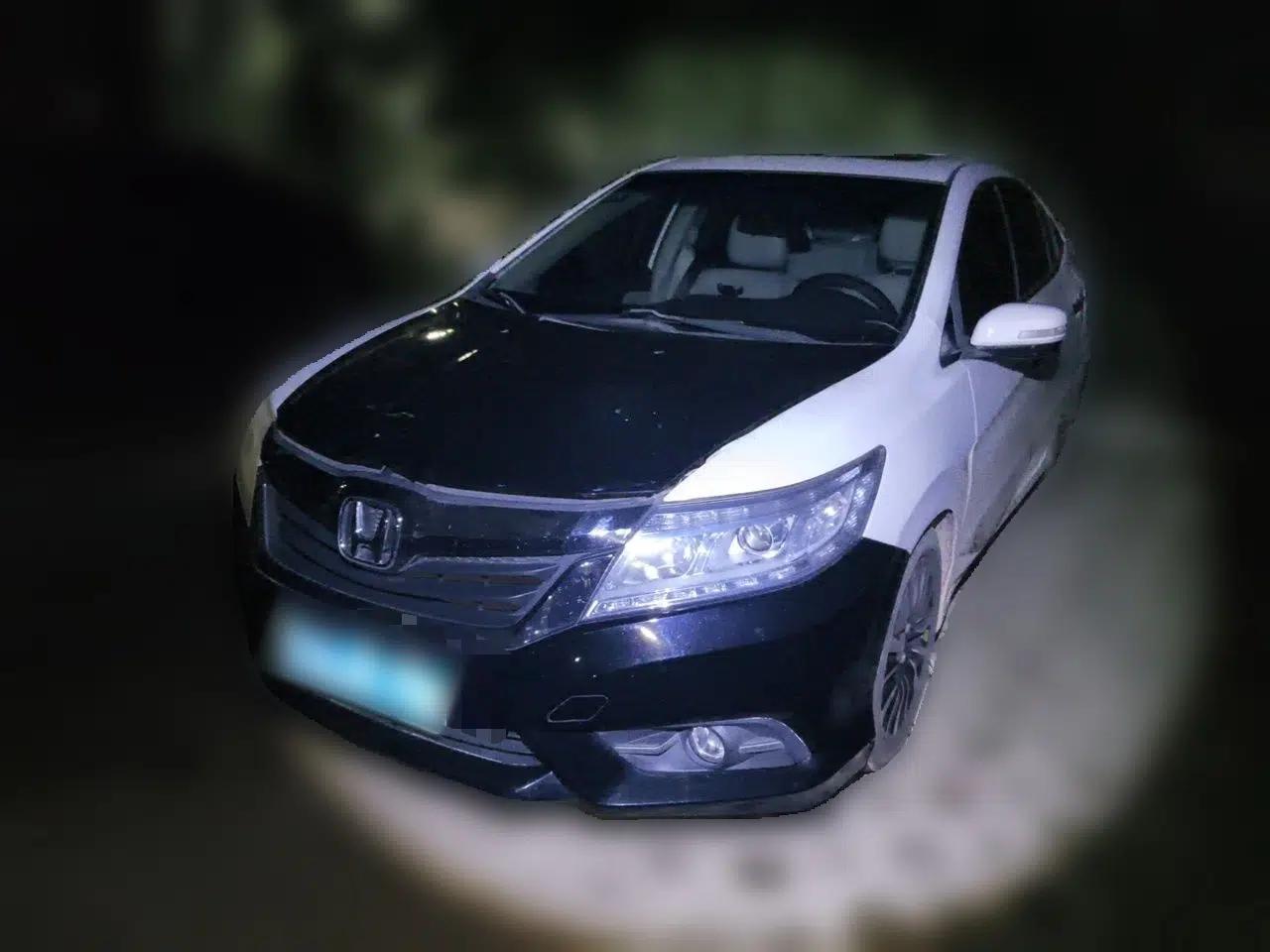 Honda Crider 2015 1.8L automatic luxury edition — миниатюра 1