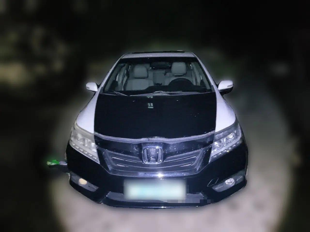 Honda Crider 2015 1.8L automatic luxury edition — миниатюра 2