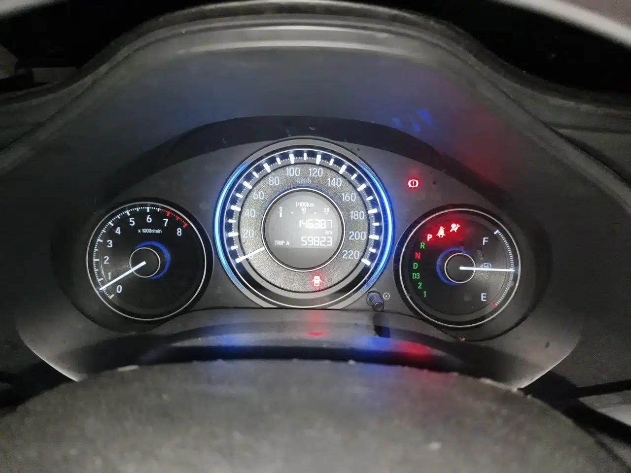 Honda Crider 2015 1.8L automatic luxury edition — миниатюра 11