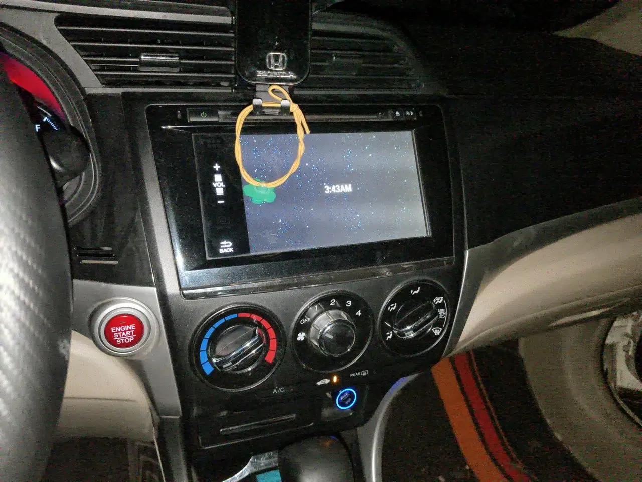 Honda Crider 2015 1.8L automatic luxury edition — миниатюра 13