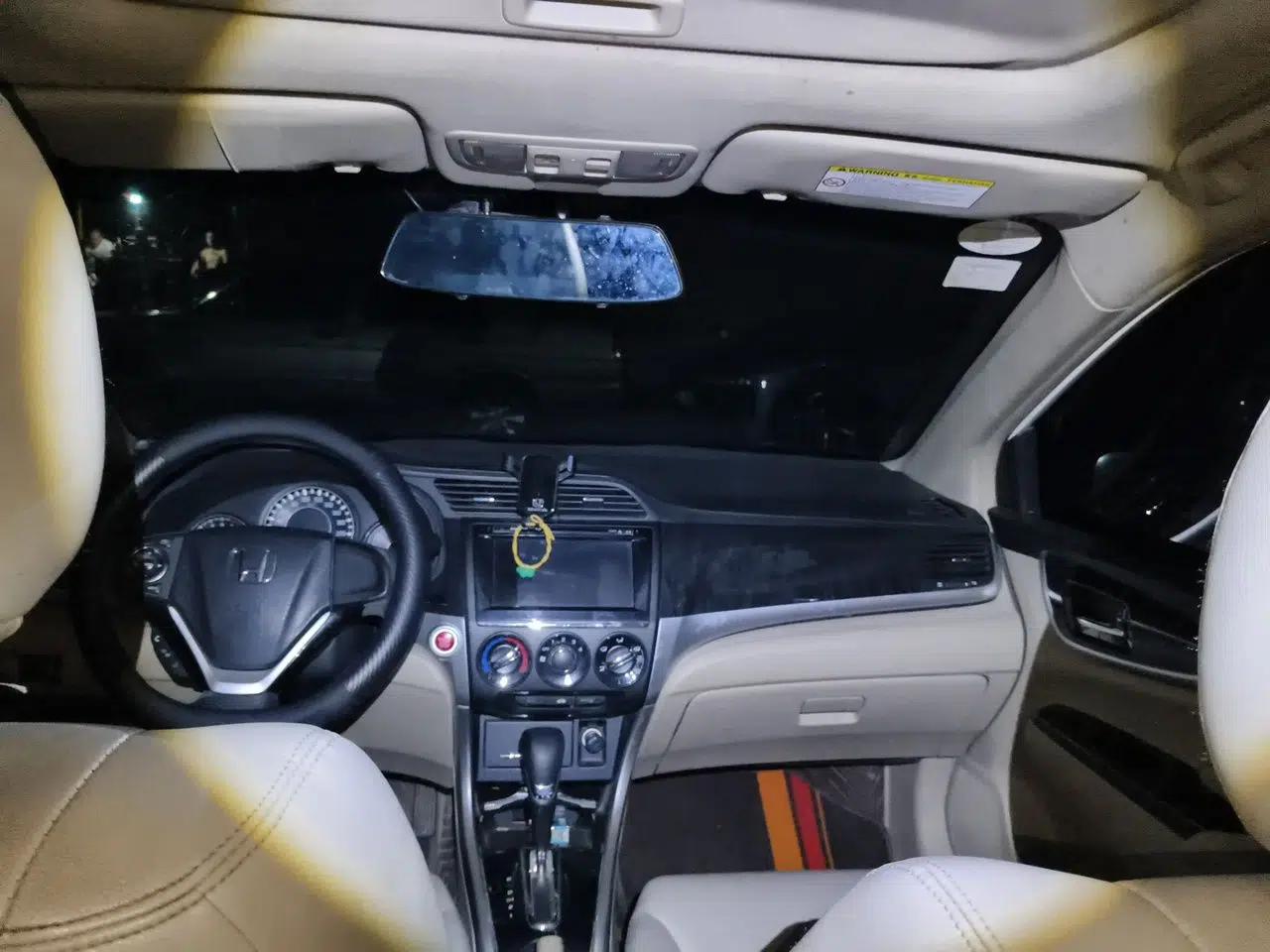 Honda Crider 2015 1.8L automatic luxury edition — миниатюра 18