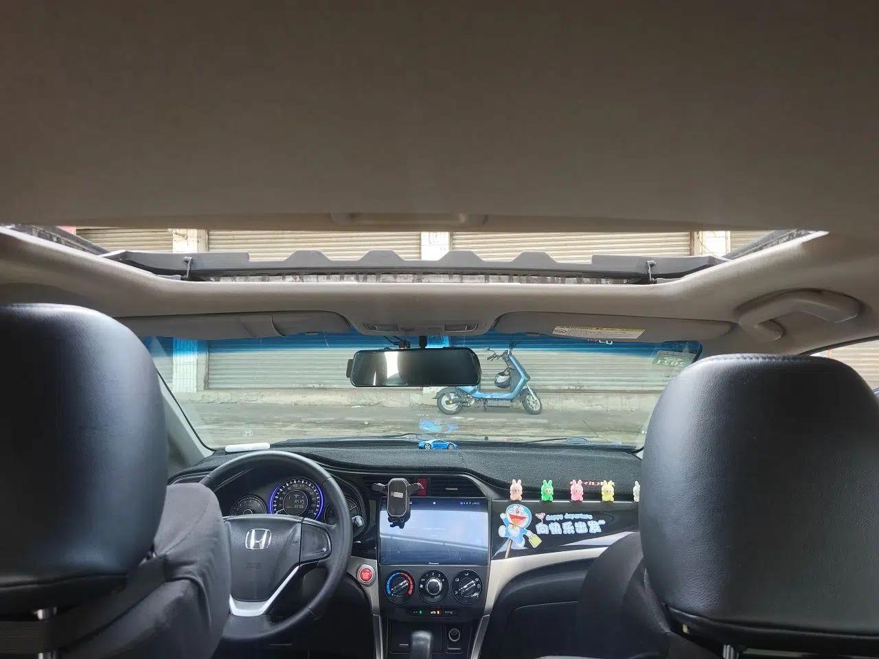 Honda Crider 2013 1.8L automatic luxury edition — миниатюра 18
