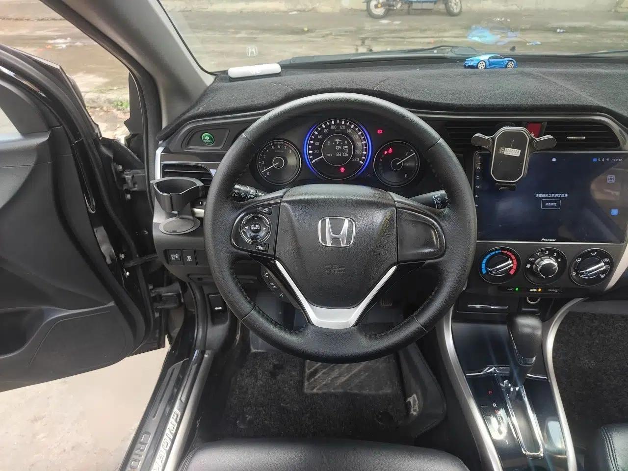Honda Crider 2013 1.8L automatic luxury edition — миниатюра 10