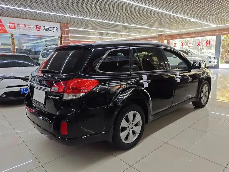 Outback 2011 2.5i Luxury Edition — миниатюра 6