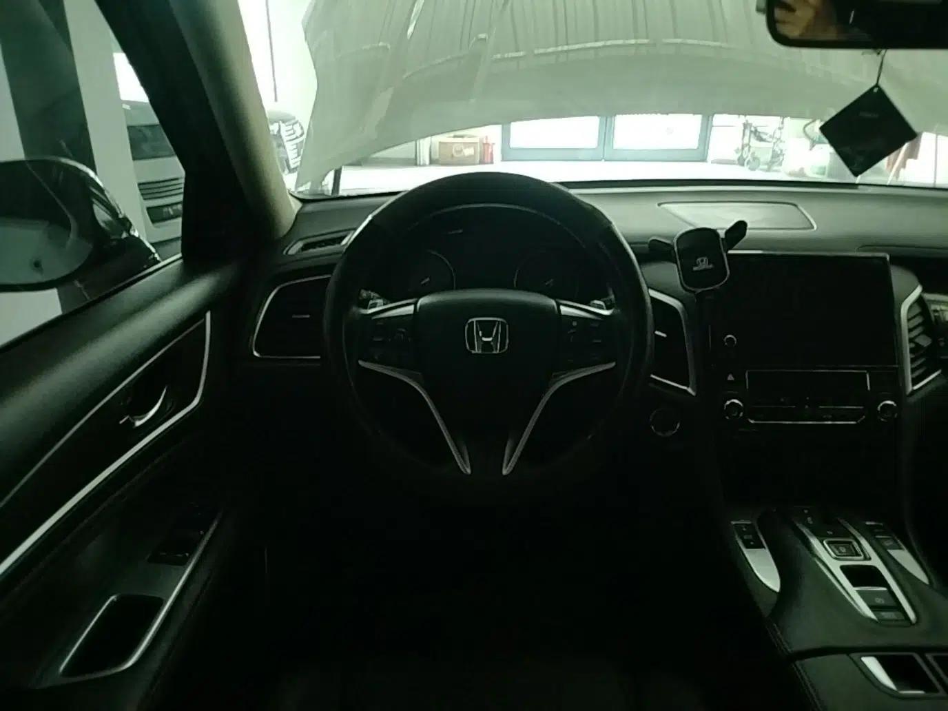 Honda Avancier 2020 370TURBO Two-Wheel Drive Luxury Edition — миниатюра 13