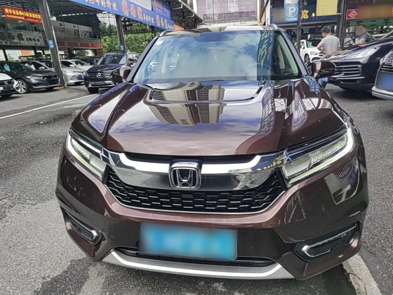 Honda Avancier 2017 370TURBO 2WD Luxury Edition — миниатюра 2