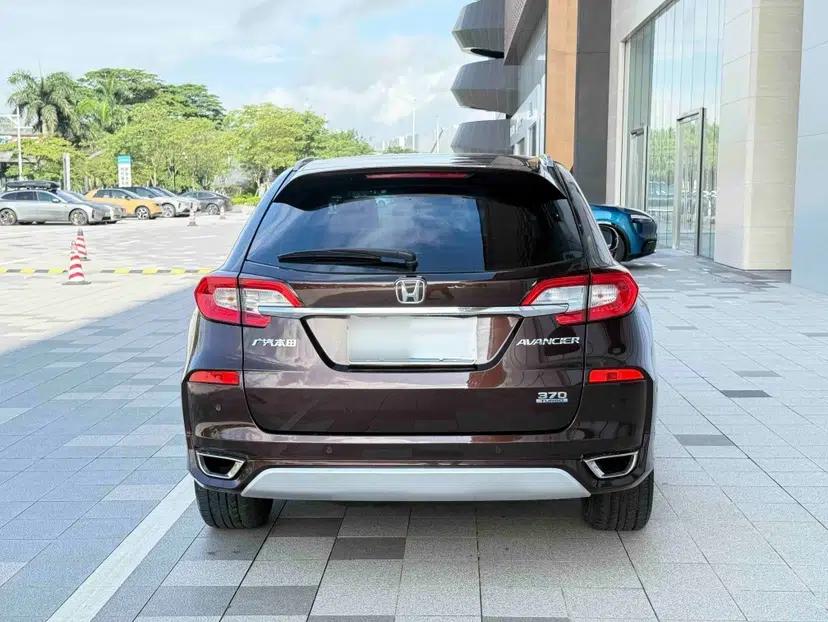 Honda Avancier 2017 370TURBO 2WD Luxury Edition — миниатюра 17