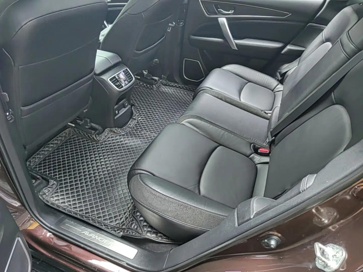 Honda Avancier 2017 370TURBO 2WD Luxury Edition — миниатюра 32