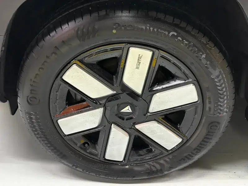 Dark Blue G318 2024 Model, 4WD Air Suspension Version — миниатюра 15