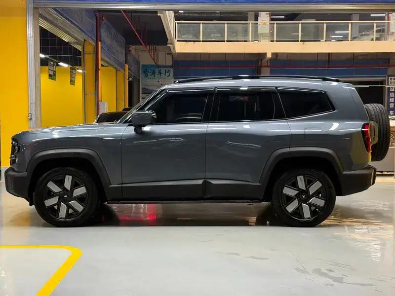 Dark Blue G318 2024 Model, 4WD Air Suspension Version — миниатюра 4