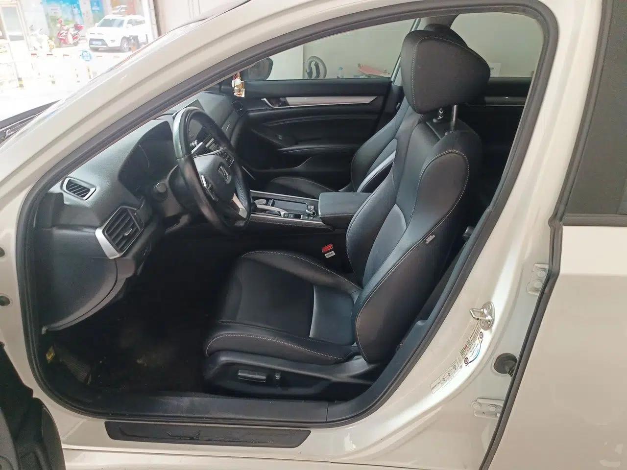 Honda Inspire 2019 260TURBO Elegant Edition China VI Emission Standard — миниатюра 15