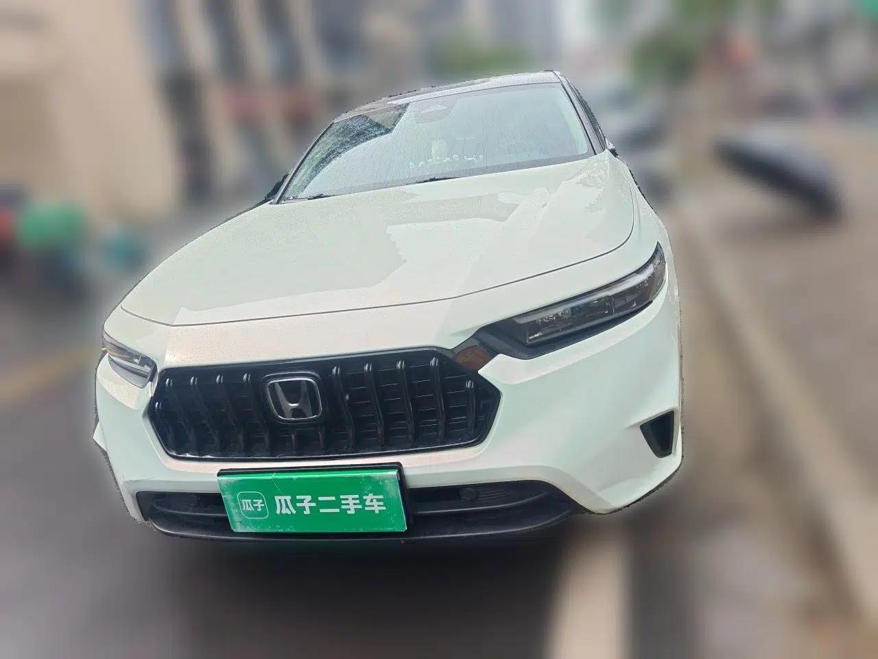 Honda Inspire 2023 260TURBO Deluxe Edition — миниатюра 2