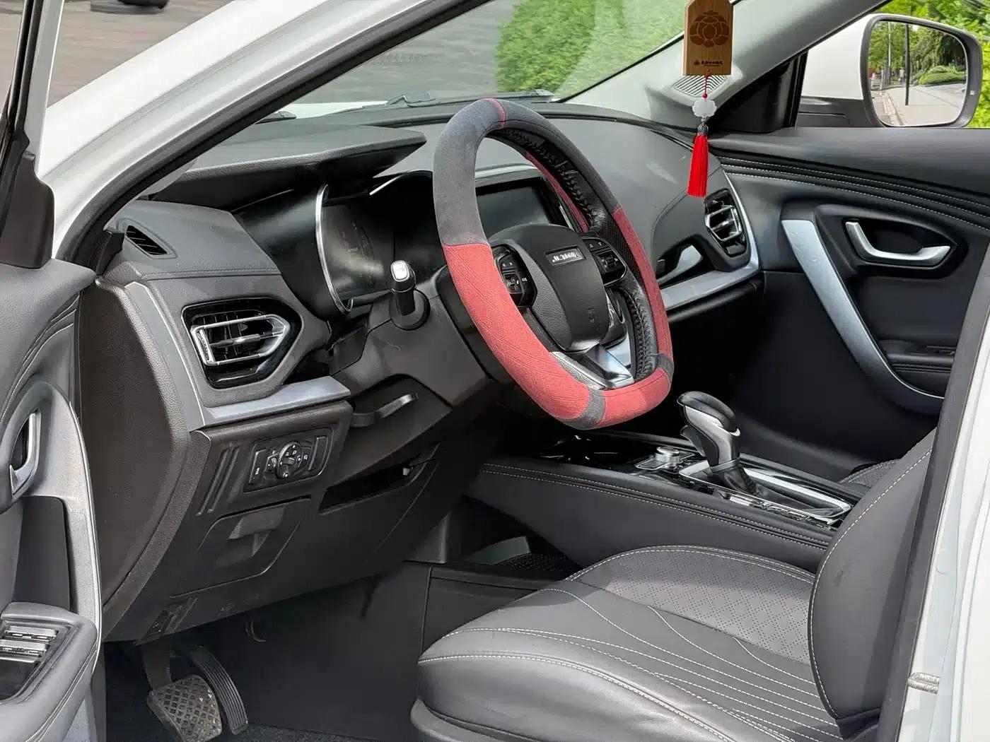 Jetour X70 2020 1.5T DCT Enjoy Edition 5-seater — миниатюра 4
