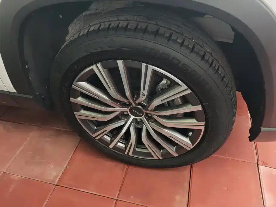 Jetour X90 PLUS 2024 1.6TD DCT Zhiyuan Edition 7-seater — миниатюра 6