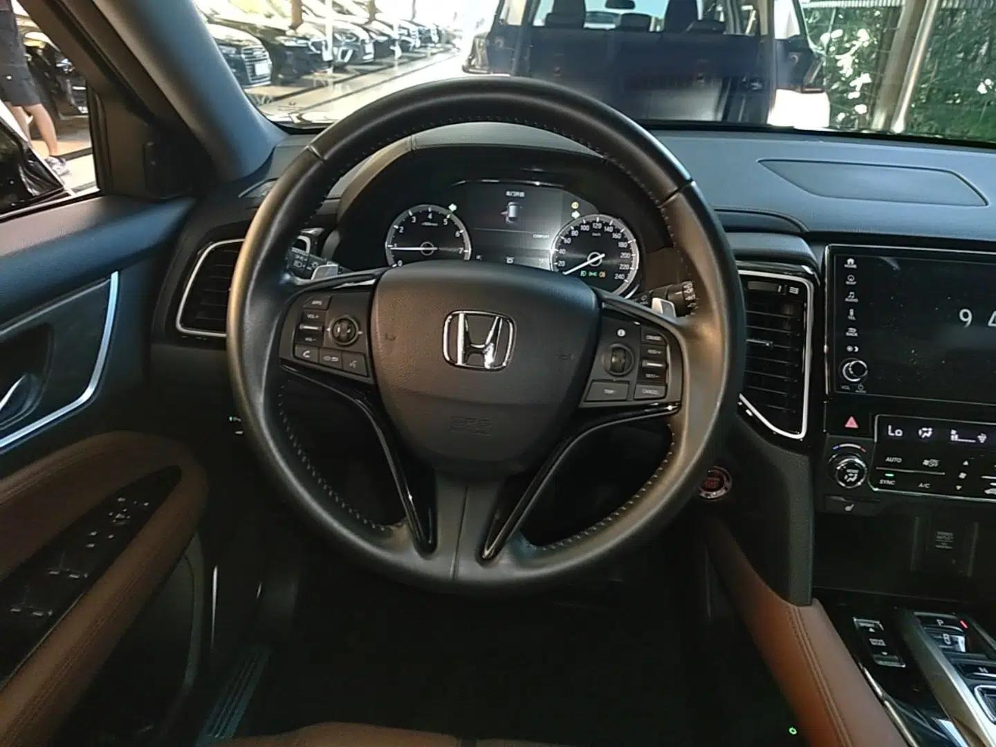 Honda UR-V 2020 370TURBO Four-Wheel Drive Prestige Edition — миниатюра 13