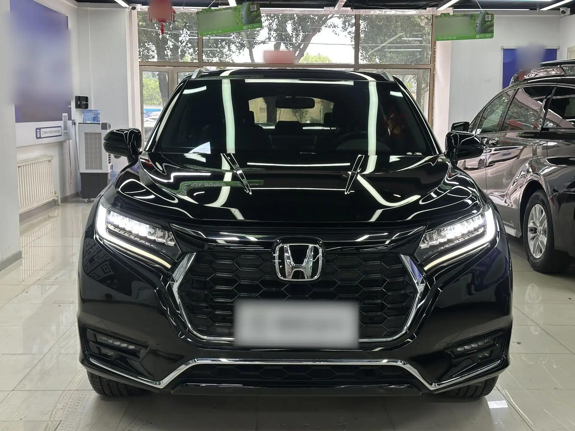 Honda UR-V 2023 370TURBO Two-Wheel-Drive Luxury Edition — миниатюра 2