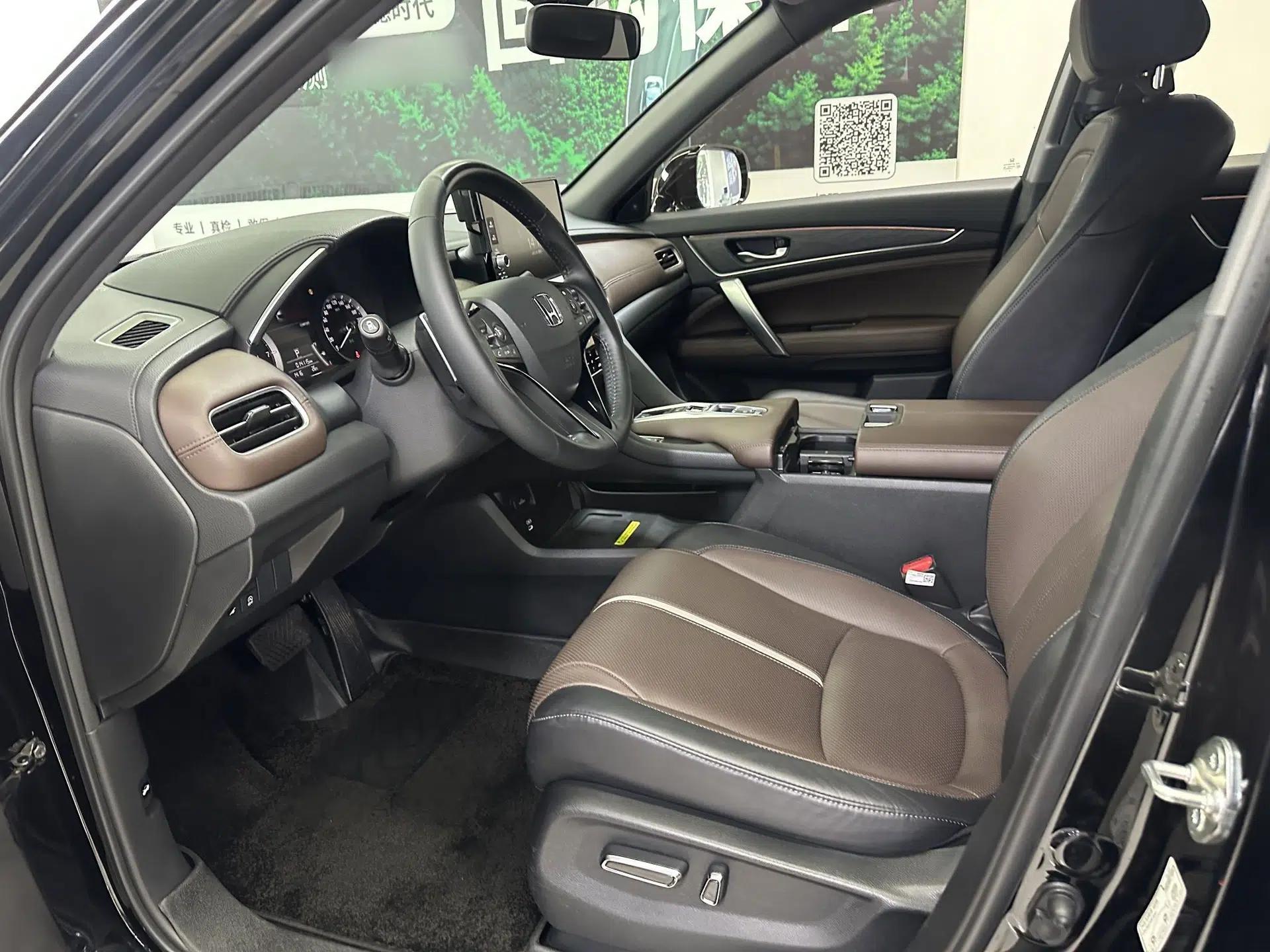 Honda UR-V 2023 370TURBO Two-Wheel-Drive Luxury Edition — миниатюра 11