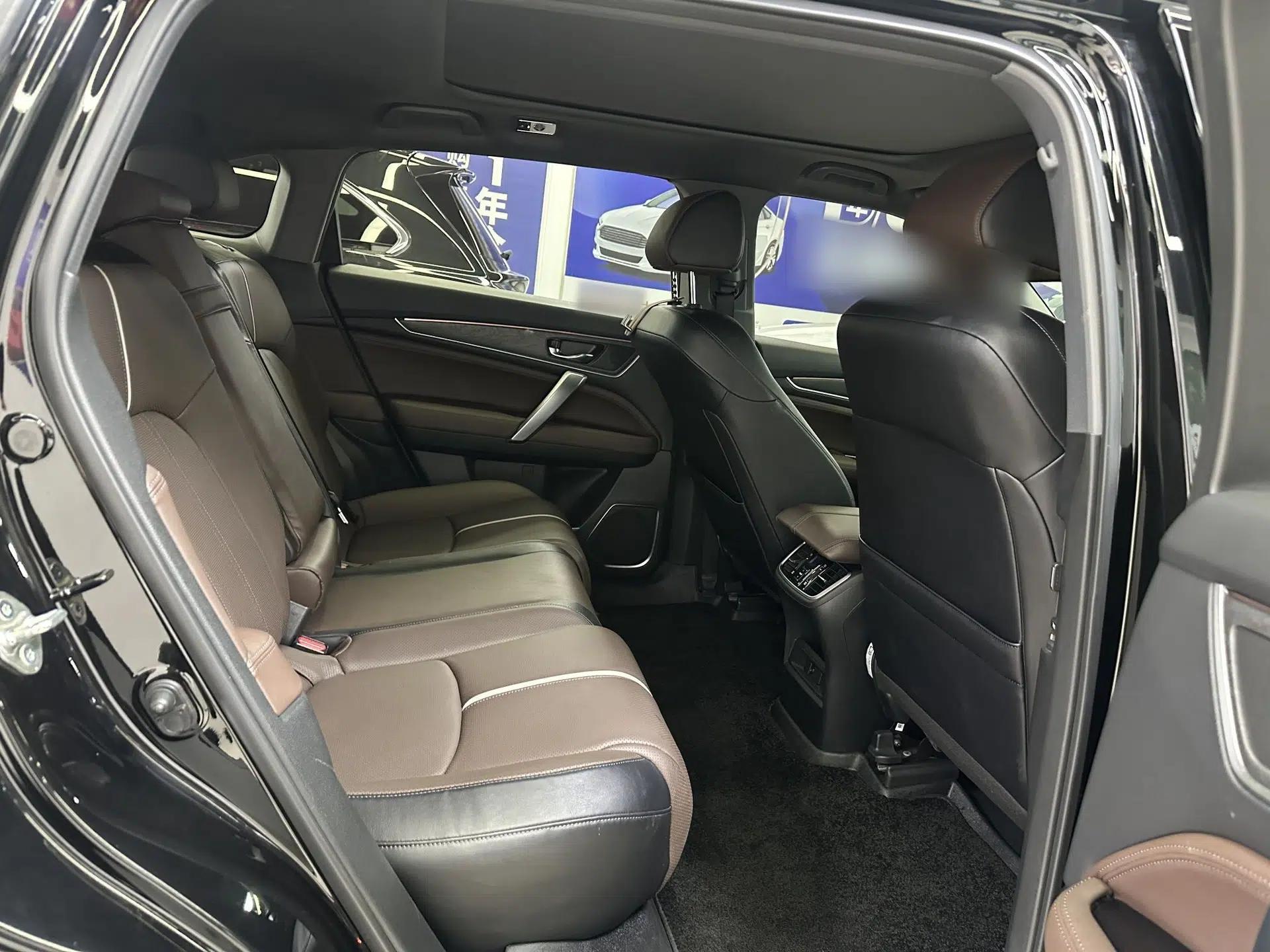 Honda UR-V 2023 370TURBO Two-Wheel-Drive Luxury Edition — миниатюра 24