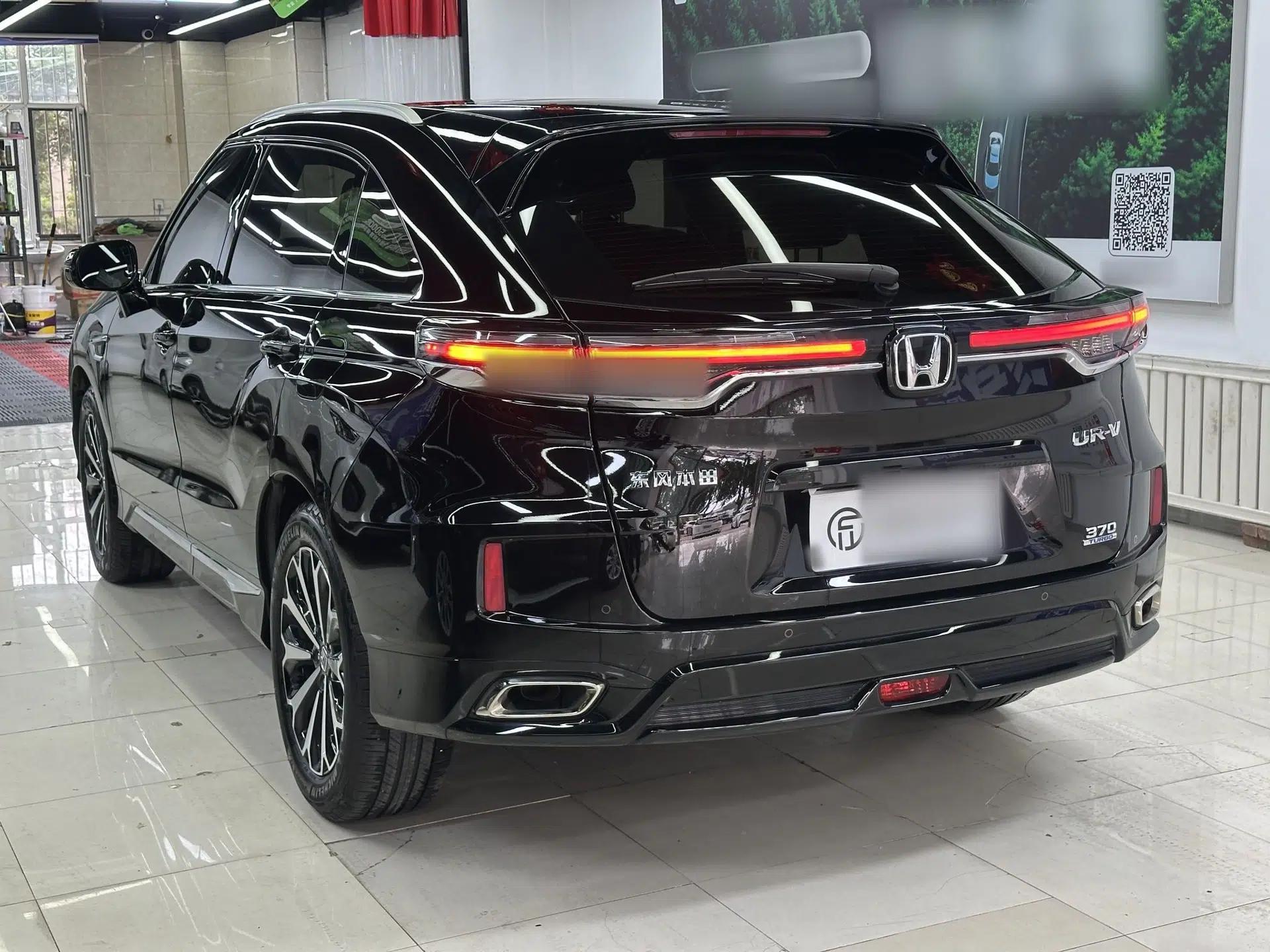 Honda UR-V 2023 370TURBO Two-Wheel-Drive Luxury Edition — миниатюра 4