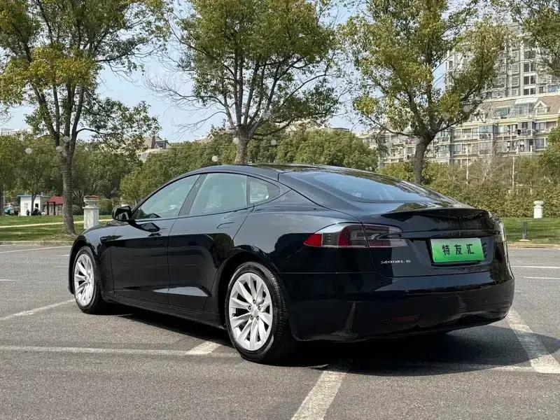 Model S 2017 75 — миниатюра 4