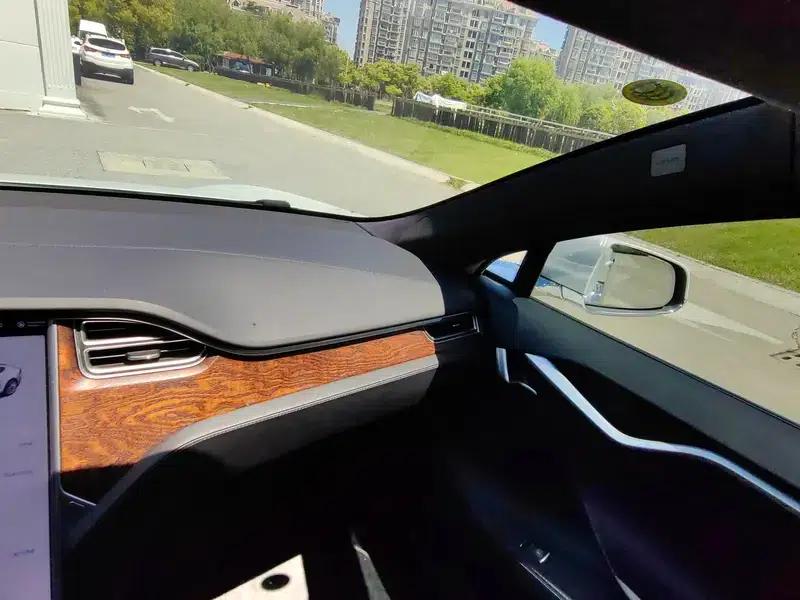 Model S 2017 100D — миниатюра 11