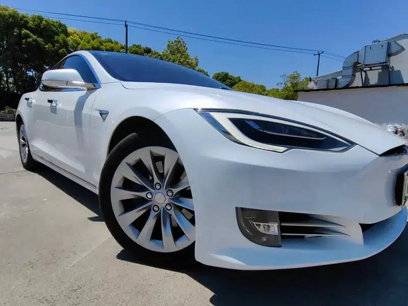 Model S 2017 100D — миниатюра 13