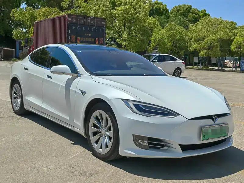Model S 2017 100D — миниатюра 3
